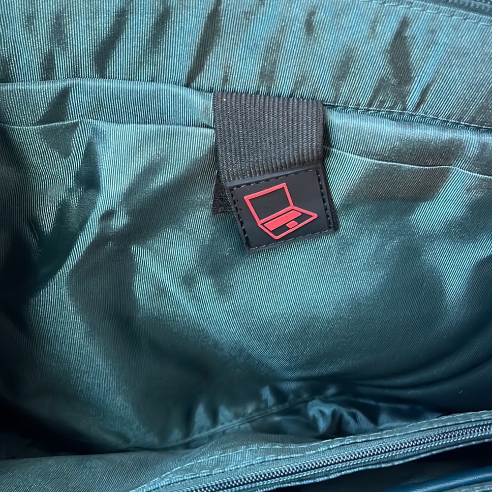NWT Laptop bag with shoulder strap - Picture 8 of 10